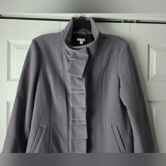 NWOT Garnet Hill Gray Ribbon Candy Ruffle Front Wool Coat Size 18 - Picture 3 of 16